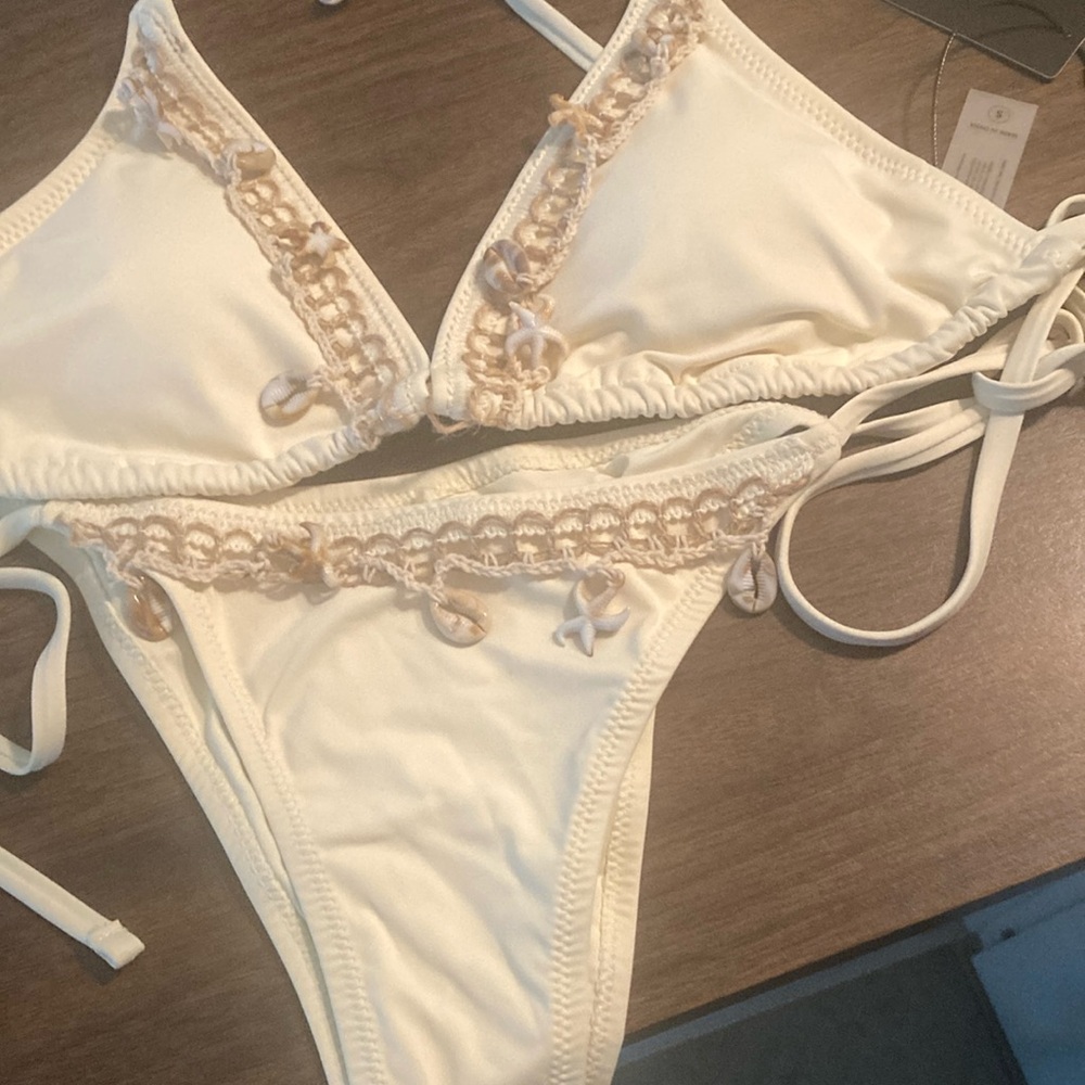 Fashion Nova Cream Bikini Set size small